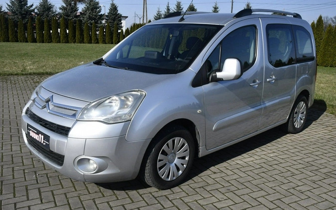 Citroen Berlingo cena 17900 przebieg: 280000, rok produkcji 2009 z Staszów małe 277